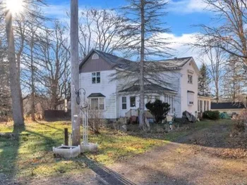 Property at 9005 Tonawanda Crk Road, Clarence, NY 14032