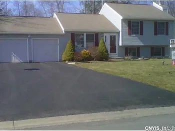 Property at 9578 Clarecastle, Cicero, NY 13029