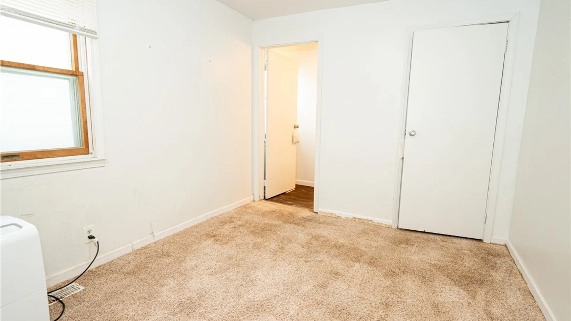 Property at 2128 Jerauld Avenue, Niagara Falls, NY 14305 13