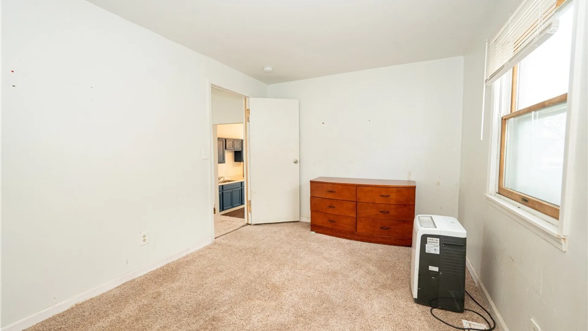Property at 2128 Jerauld Avenue, Niagara Falls, NY 14305 14