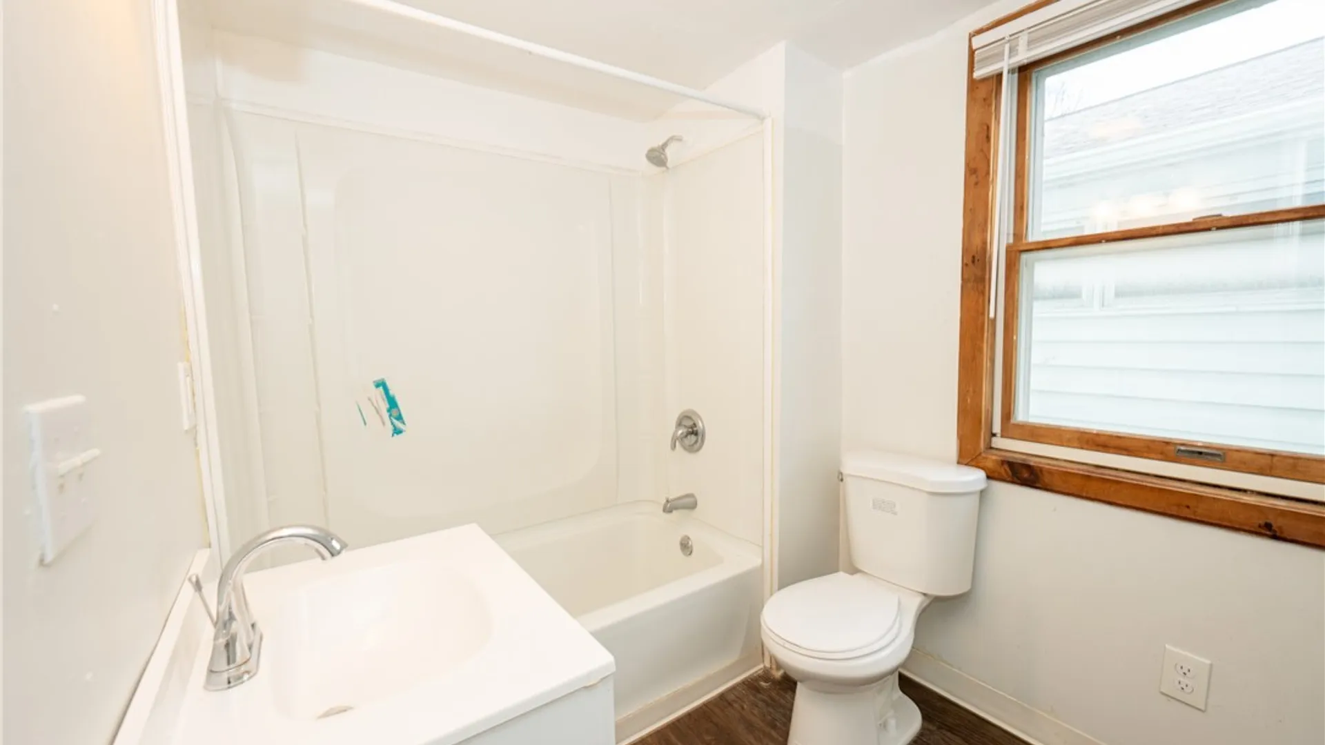 Property at 2128 Jerauld Avenue, Niagara Falls, NY 14305 18