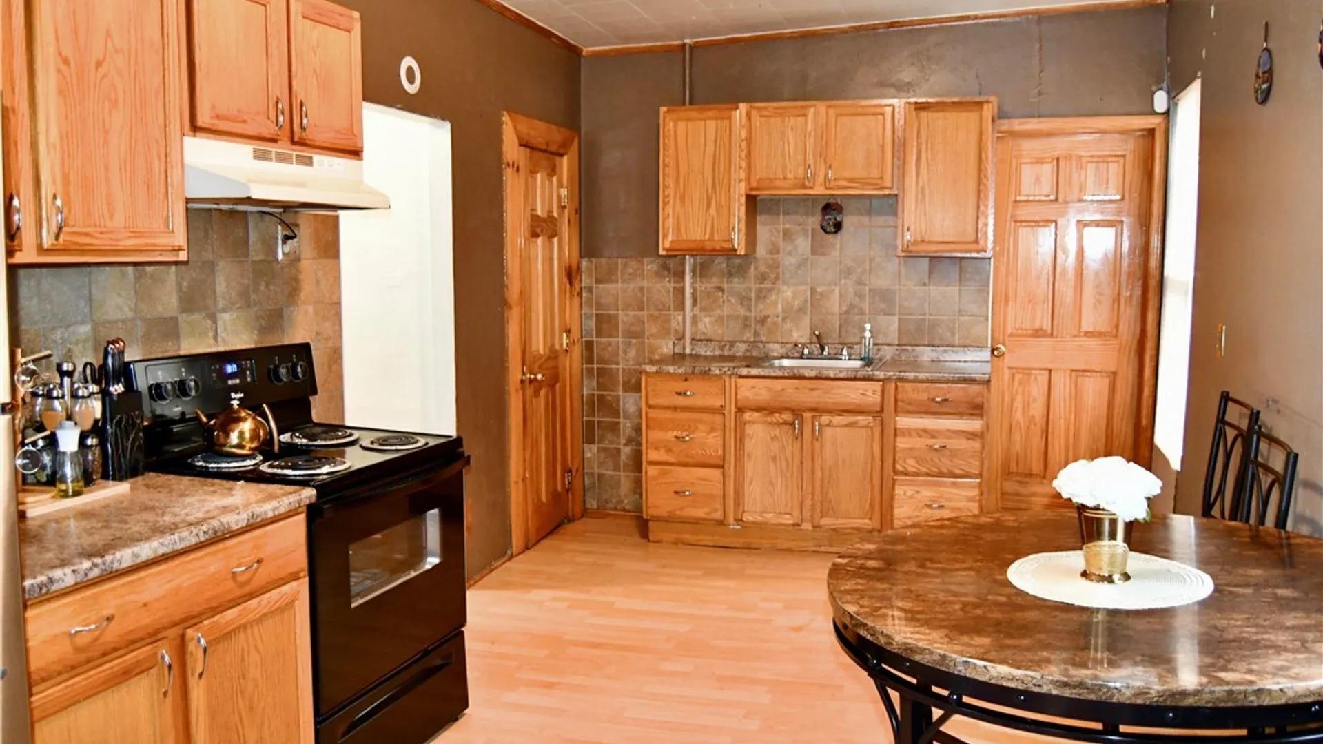 Property at 901-907 Albany Street, Utica, NY 13501 25