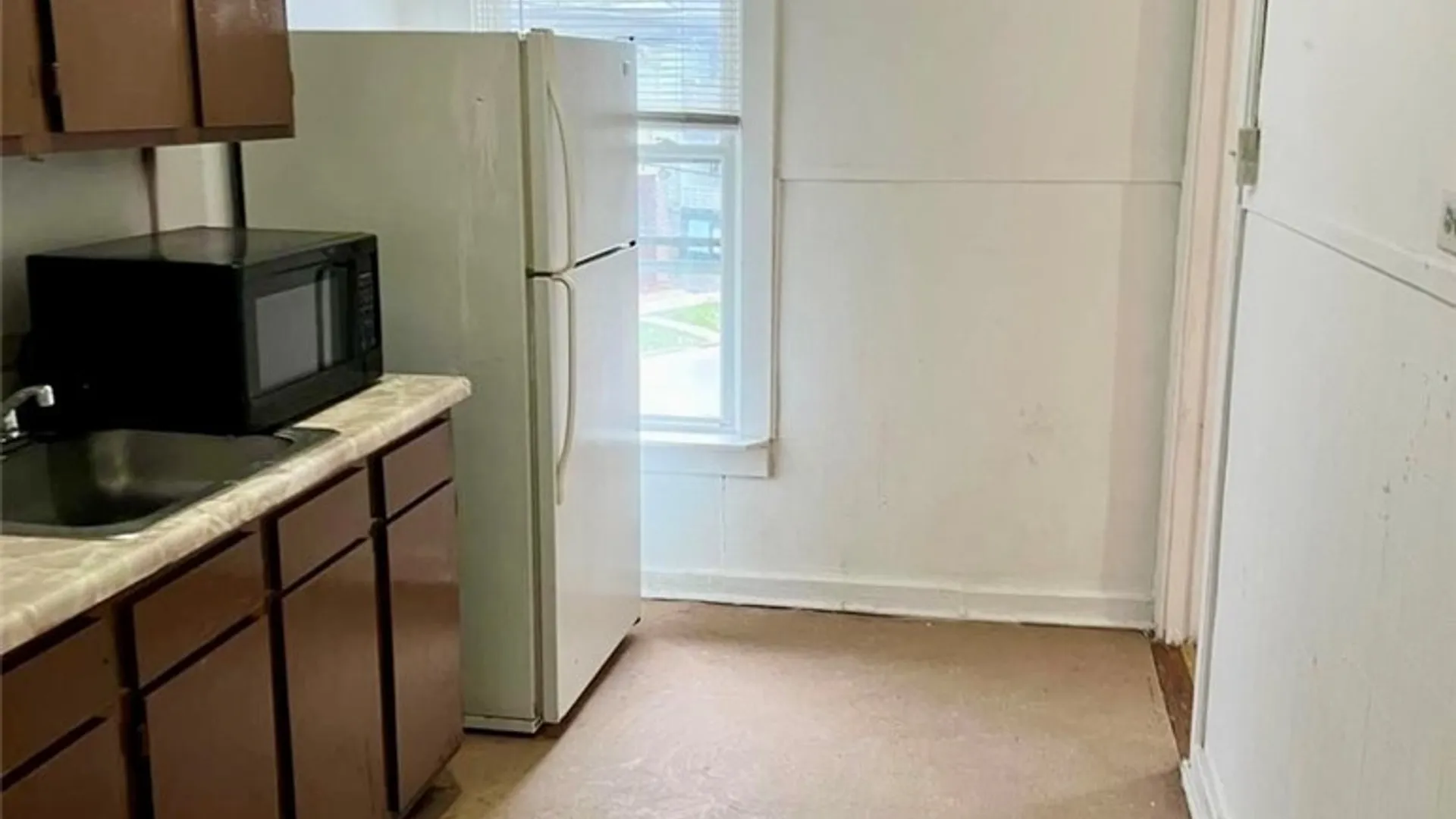 Property at 901-907 Albany Street, Utica, NY 13501 36
