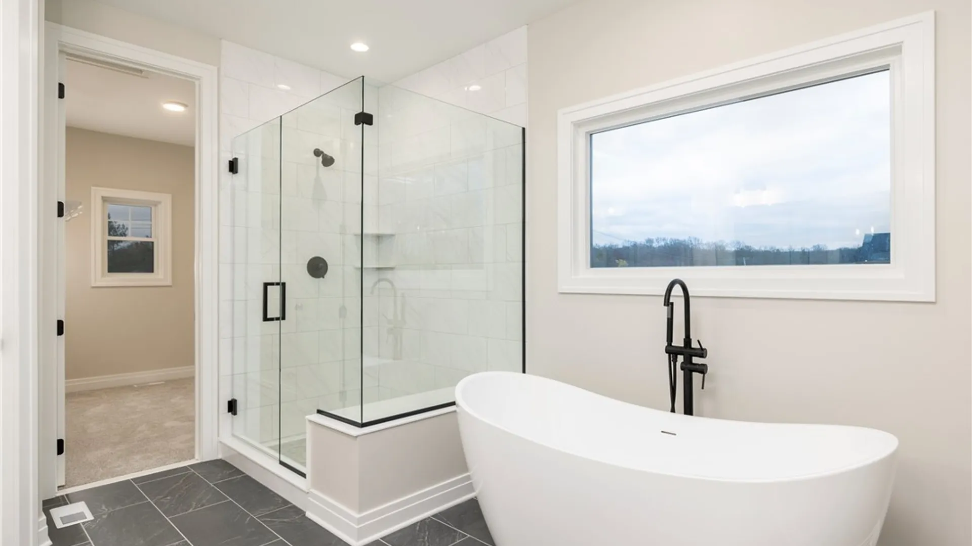 Property at 7 Kestrel Court, Orchard Park, NY 14127 6