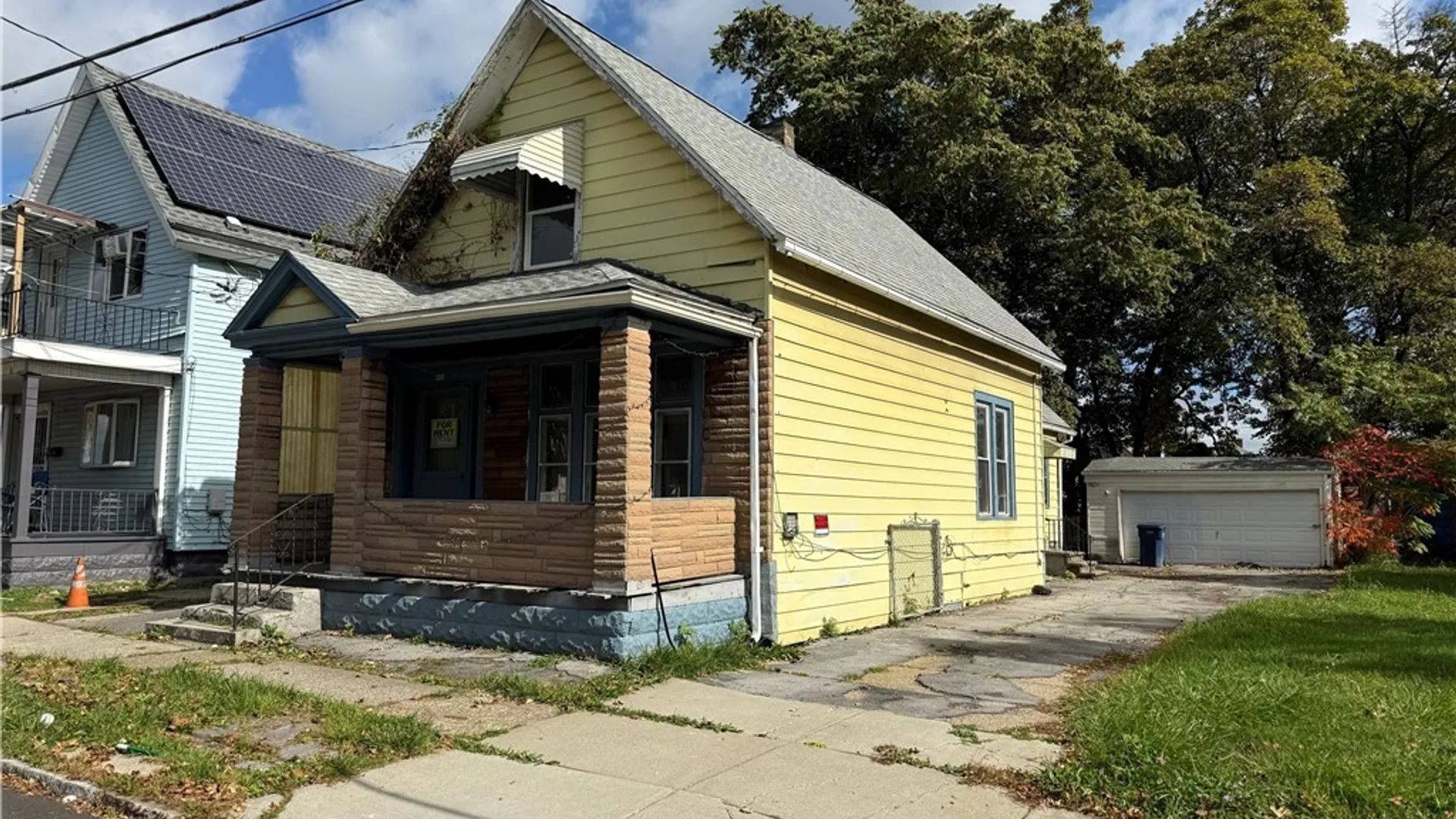 Property at 301 Peach Street, Buffalo, NY 14204 10