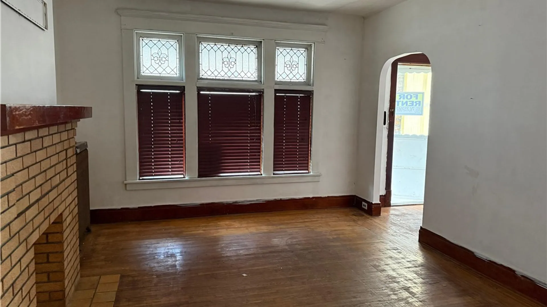Property at 301 Peach Street, Buffalo, NY 14204 6