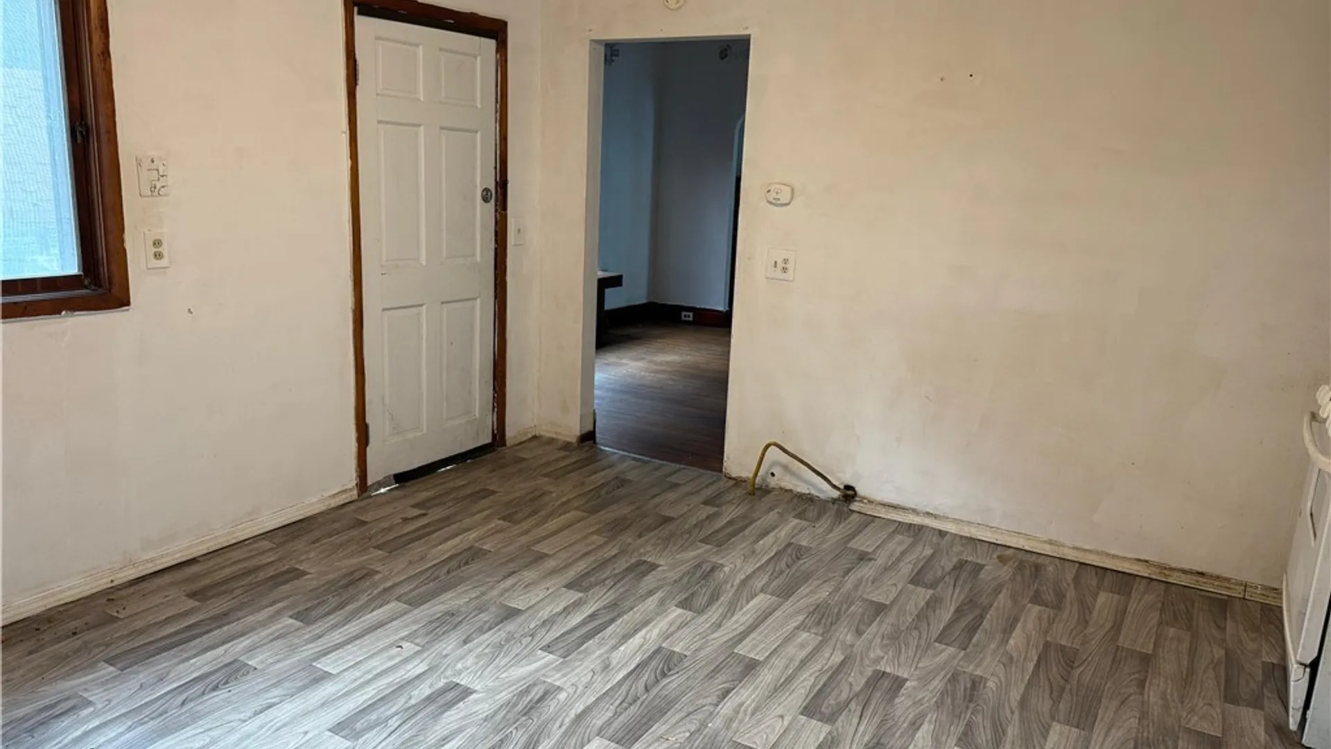 Property at 301 Peach Street, Buffalo, NY 14204 8