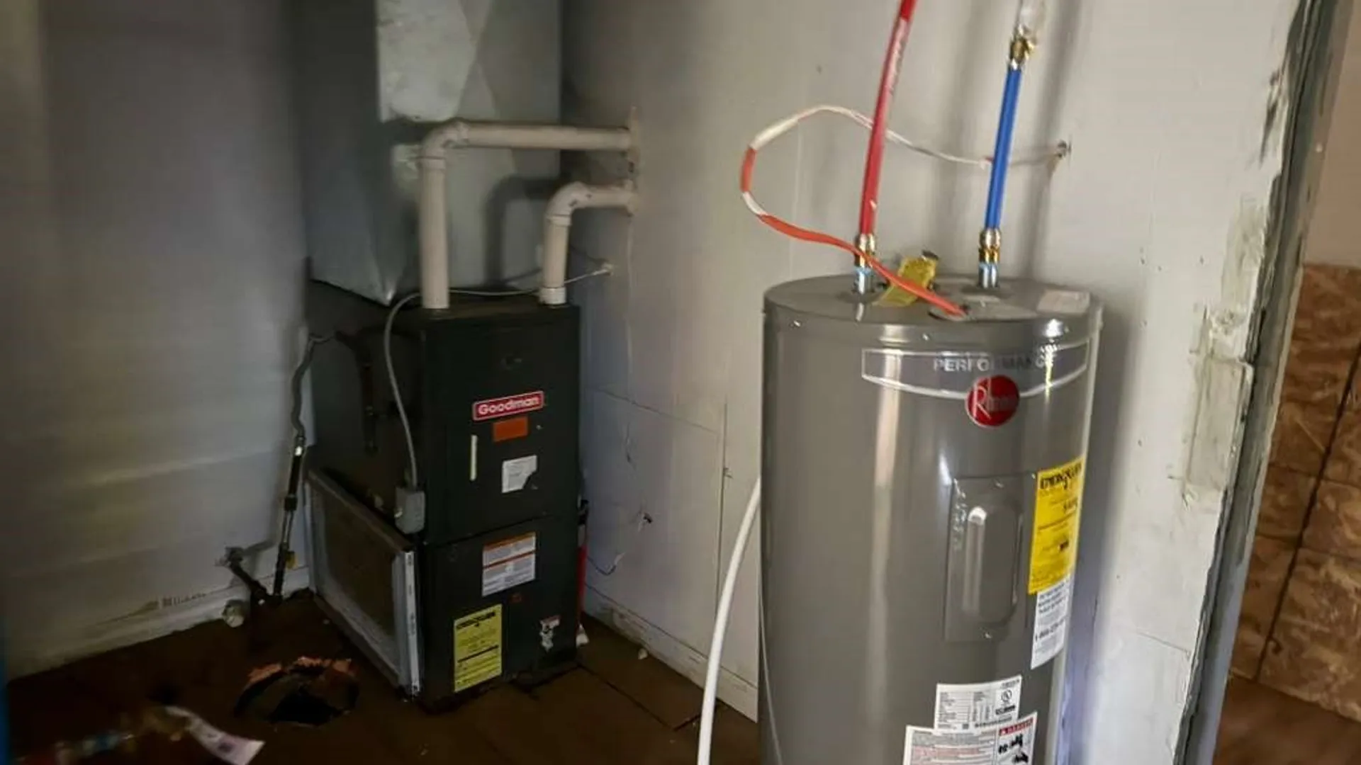 Property at 31 Earl Place, Buffalo, NY 14211 14