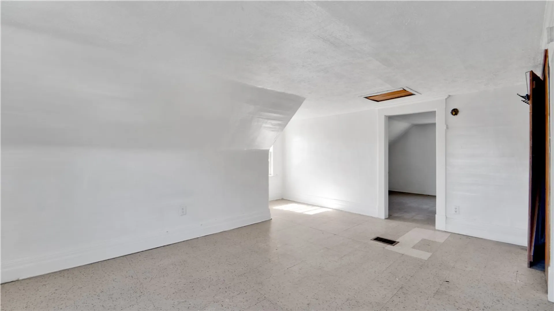 Property at 61 Crombie Street, Rochester, NY 14605 11