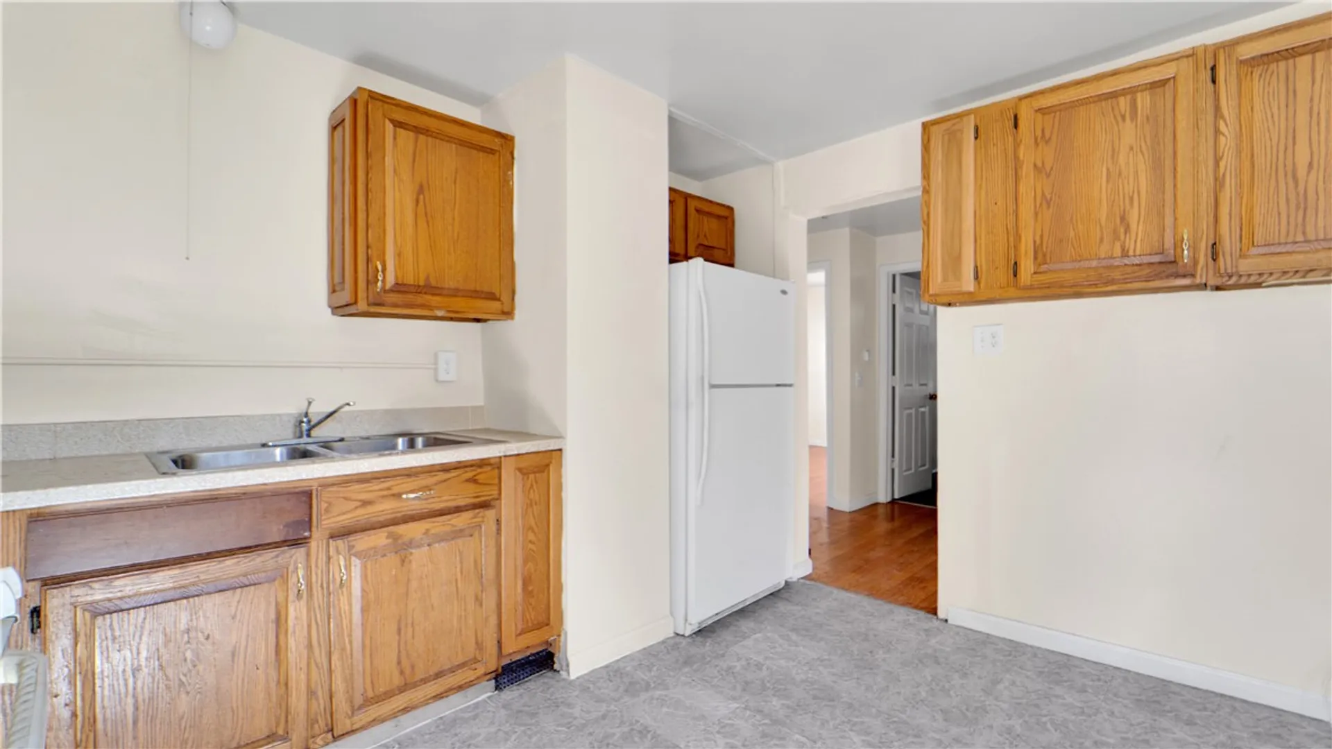 Property at 71 Crombie Street, Rochester, NY 14605 8