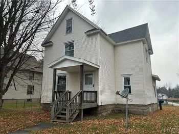 Property at 11 Genesee Street, Perry, NY 14530