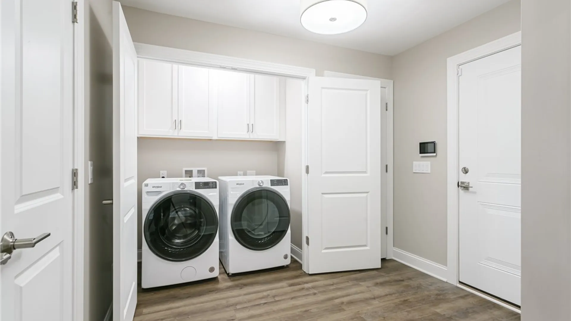 Property at 243 Bretlyn Circle, Brighton, NY 14618 16