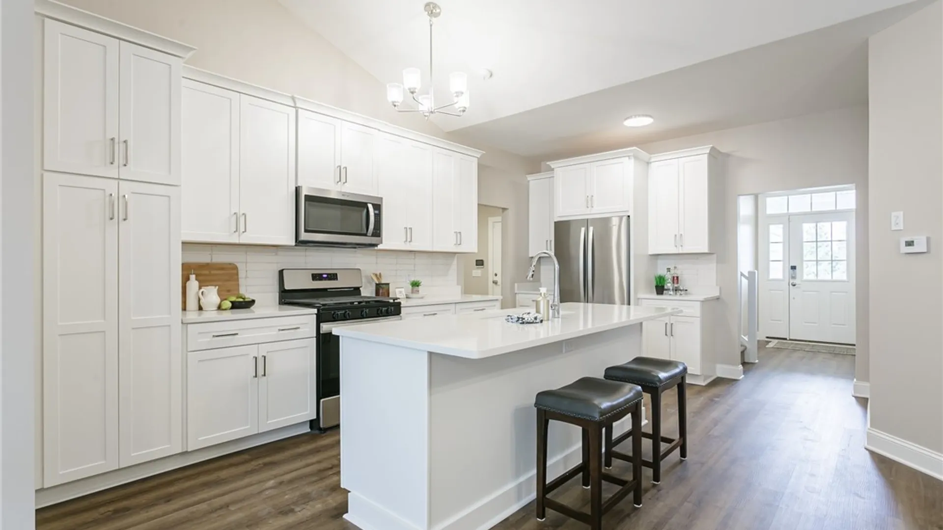 Property at 243 Bretlyn Circle, Brighton, NY 14618 3