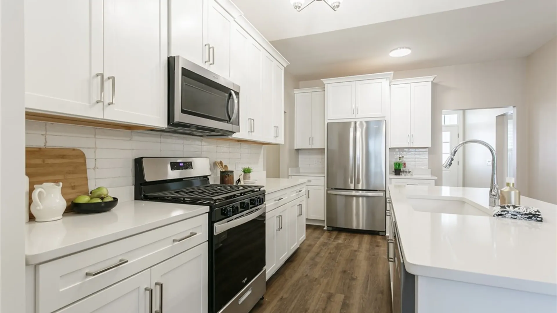 Property at 243 Bretlyn Circle, Brighton, NY 14618 5