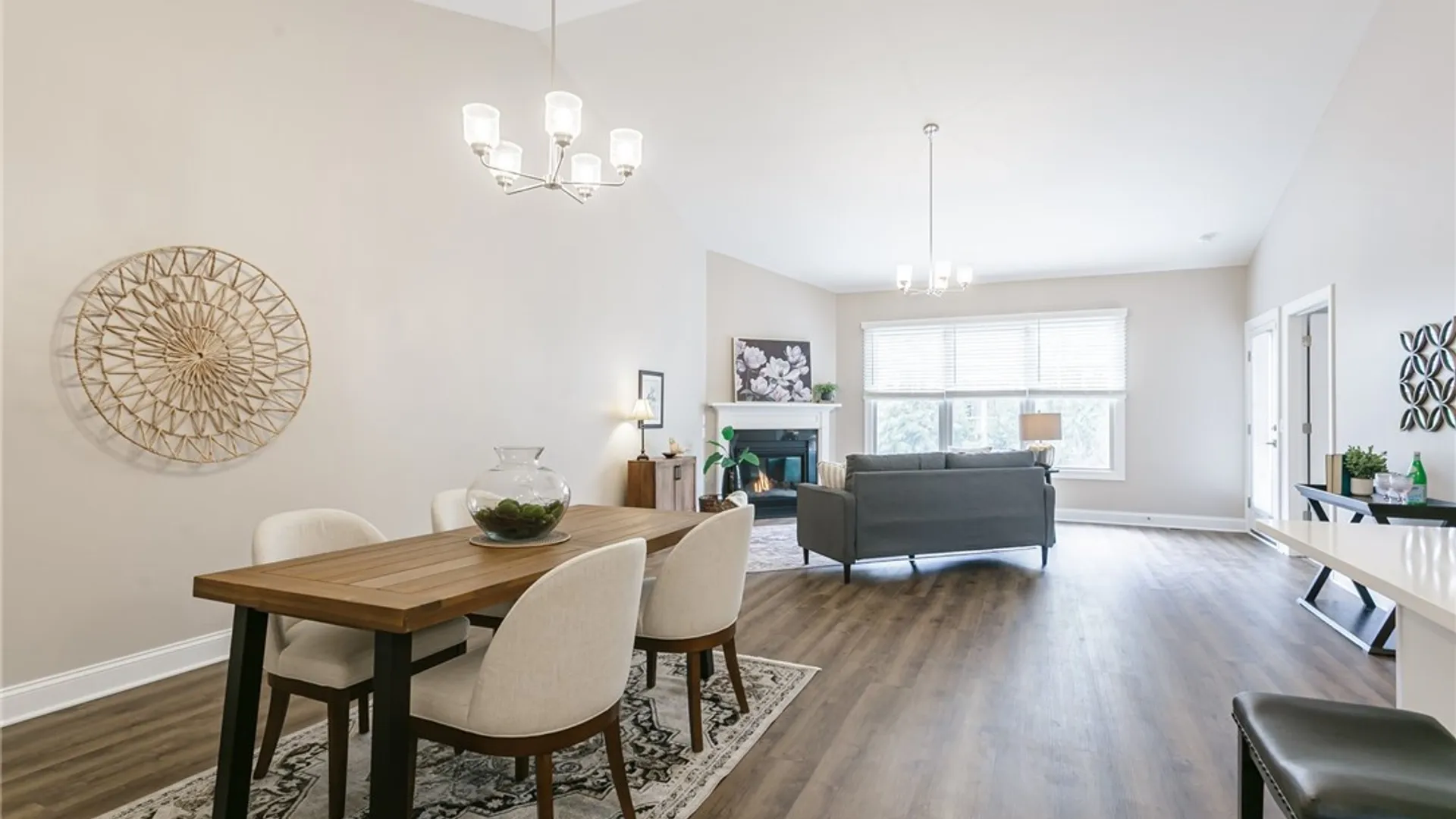 Property at 243 Bretlyn Circle, Brighton, NY 14618 8