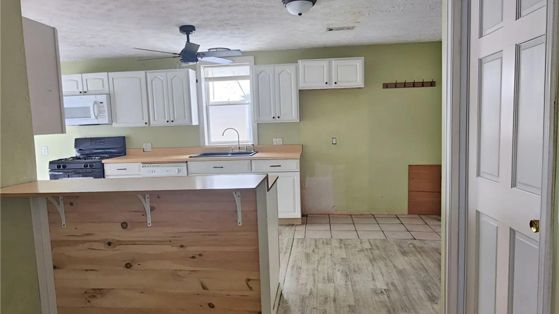 Property at 4748 Main Street, Livonia, NY 14466 4