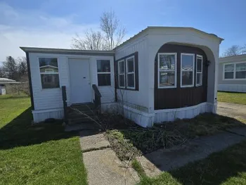 Property at 4 Quarry Hill Estates, Akron, NY 14001