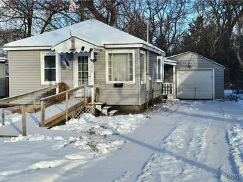 Property at 306 Brookfield Road, Salina, NY 13211