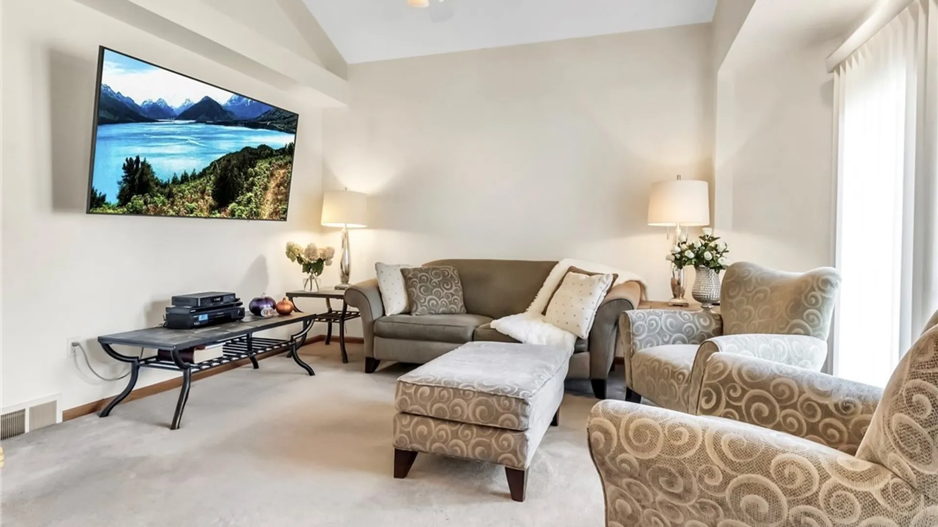 Property at 3976 Southwestern Boulevard, Orchard Park, NY 14127 20