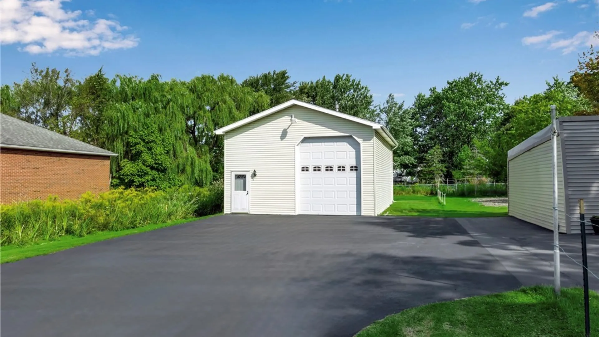 Property at 3976 Southwestern Boulevard, Orchard Park, NY 14127 43