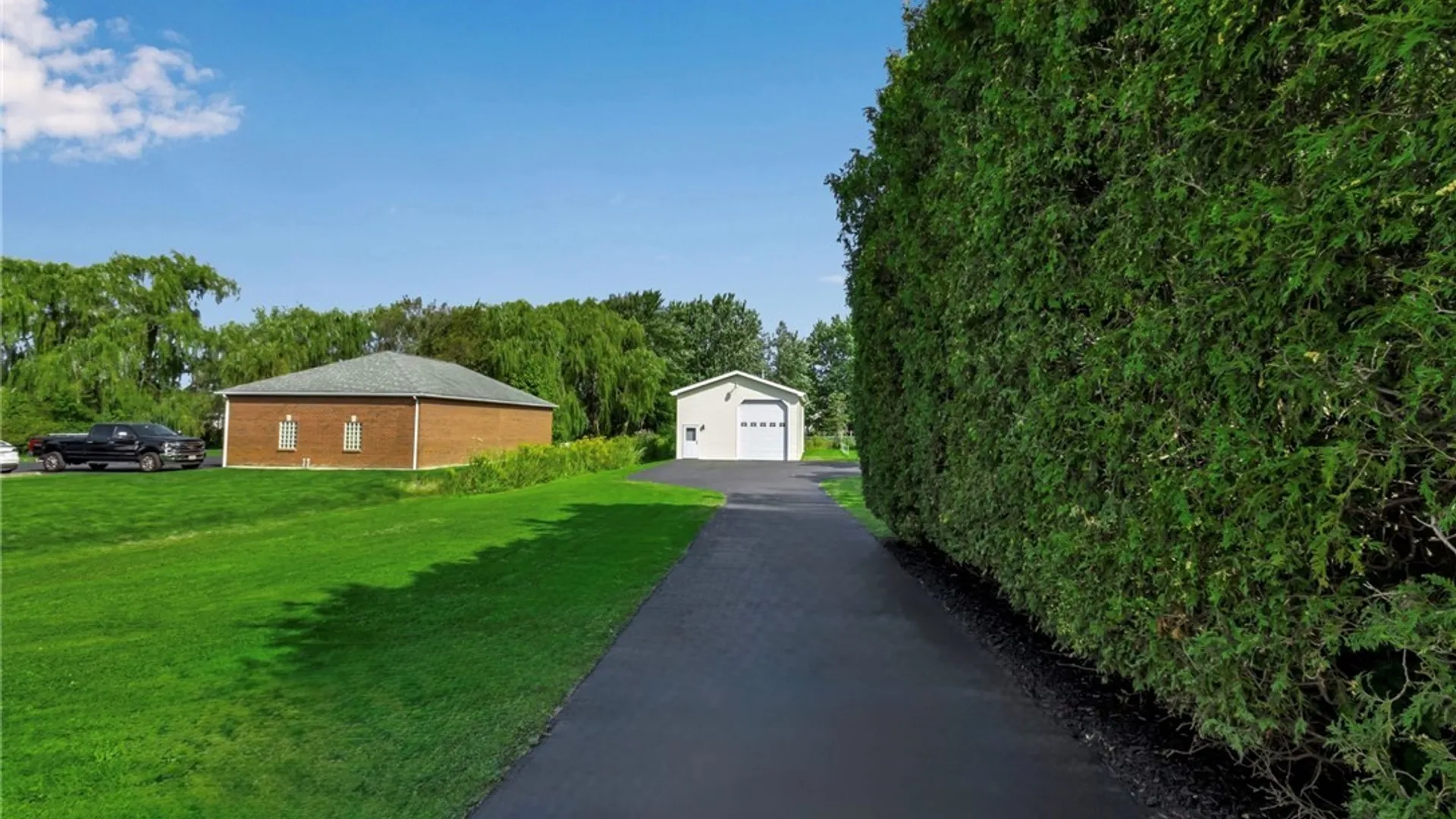 Property at 3976 Southwestern Boulevard, Orchard Park, NY 14127 45