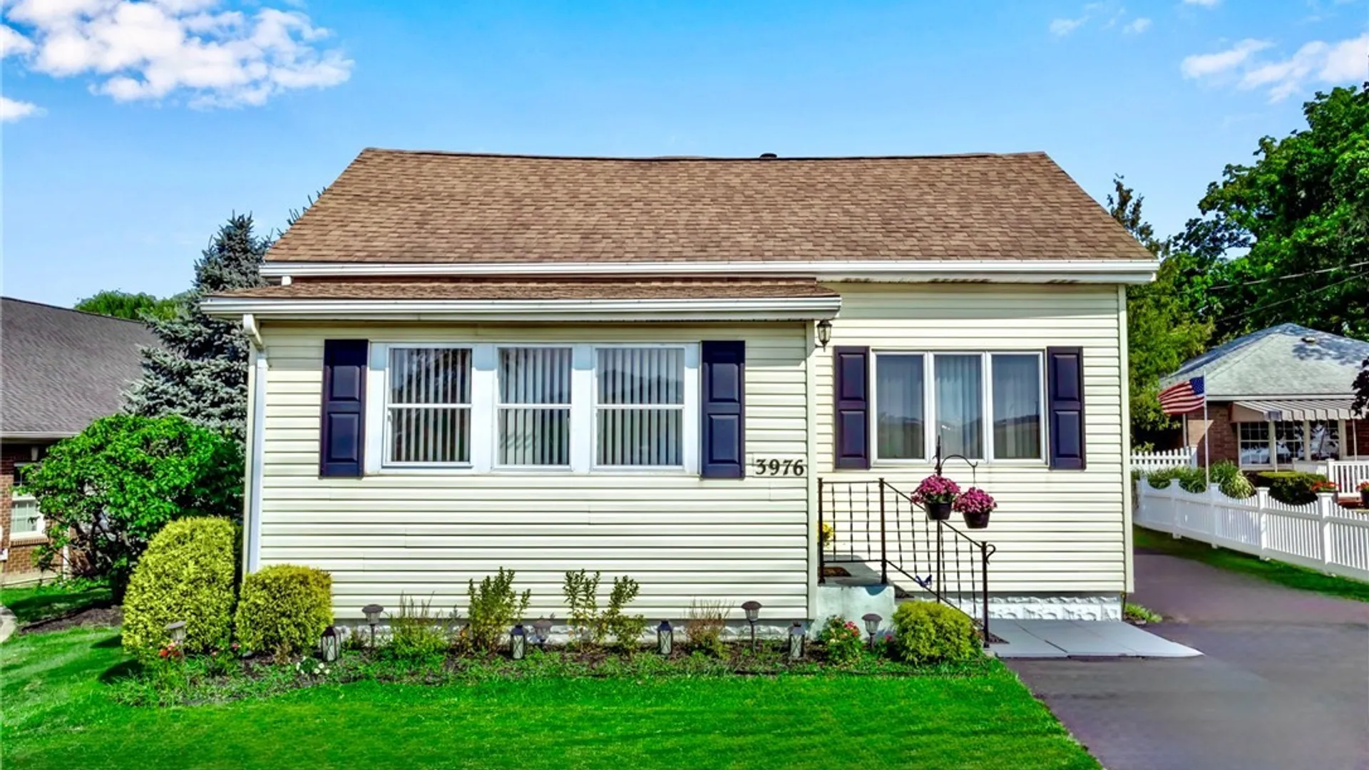 Property at 3976 Southwestern Boulevard, Orchard Park, NY 14127 46