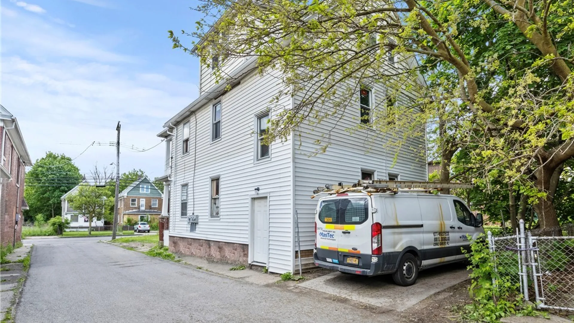 Property at 1810 Niagara Street, Niagara Falls, NY 14303 13