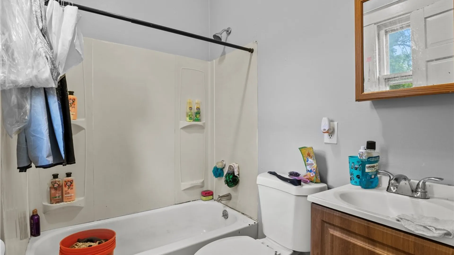 Property at 1810 Niagara Street, Niagara Falls, NY 14303 31