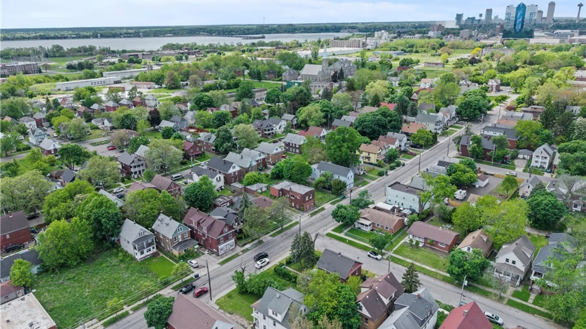 Property at 1810 Niagara Street, Niagara Falls, NY 14303 35