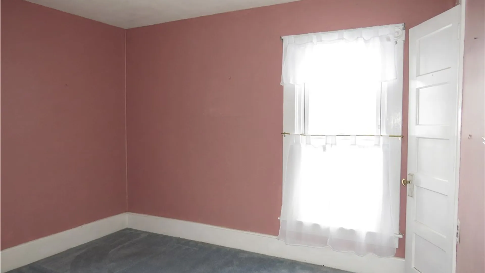 Property at 21 Gordon Place, German Flatts, NY 13357 14