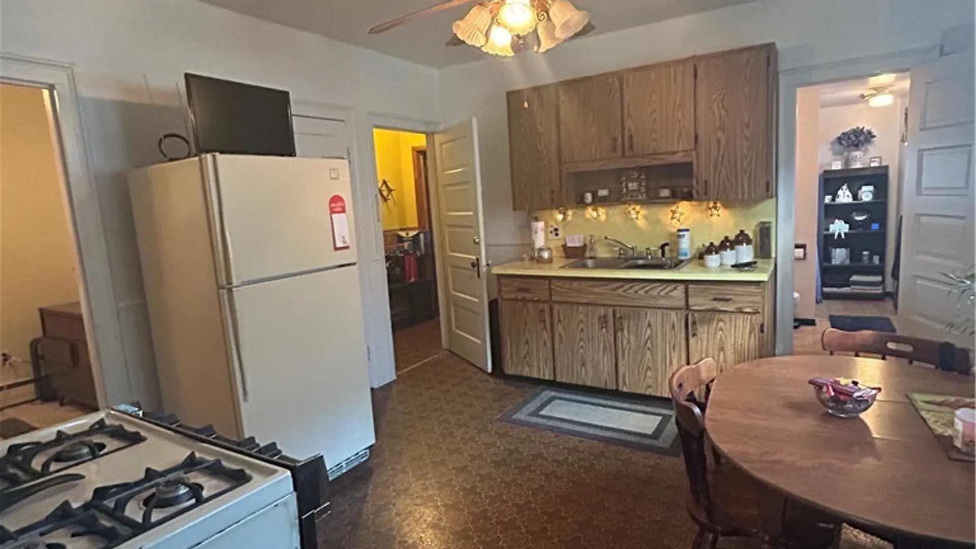 Property at 31 Ideal Street, Buffalo, NY 14206 4