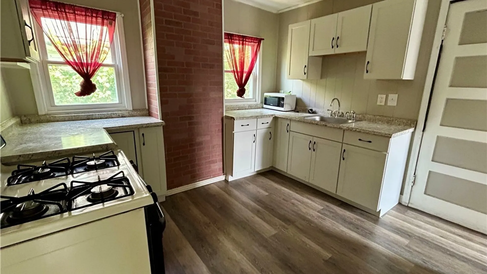 Property at 499 West Avenue, Buffalo, NY 14213 11