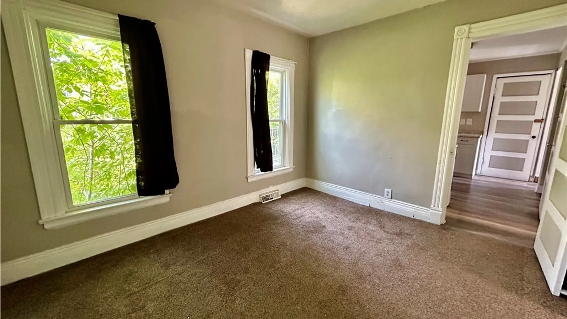 Property at 499 West Avenue, Buffalo, NY 14213 8