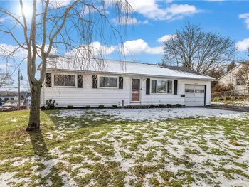 Property at 17 Overlook Drive, Parma, NY 14468