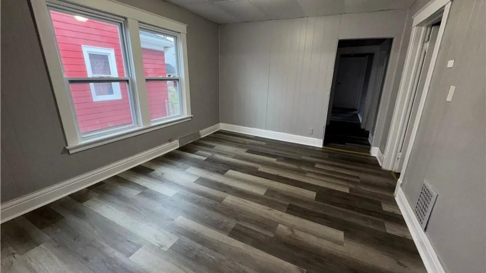 Property at 1825 Pierce Avenue, Niagara Falls, NY 14301 5