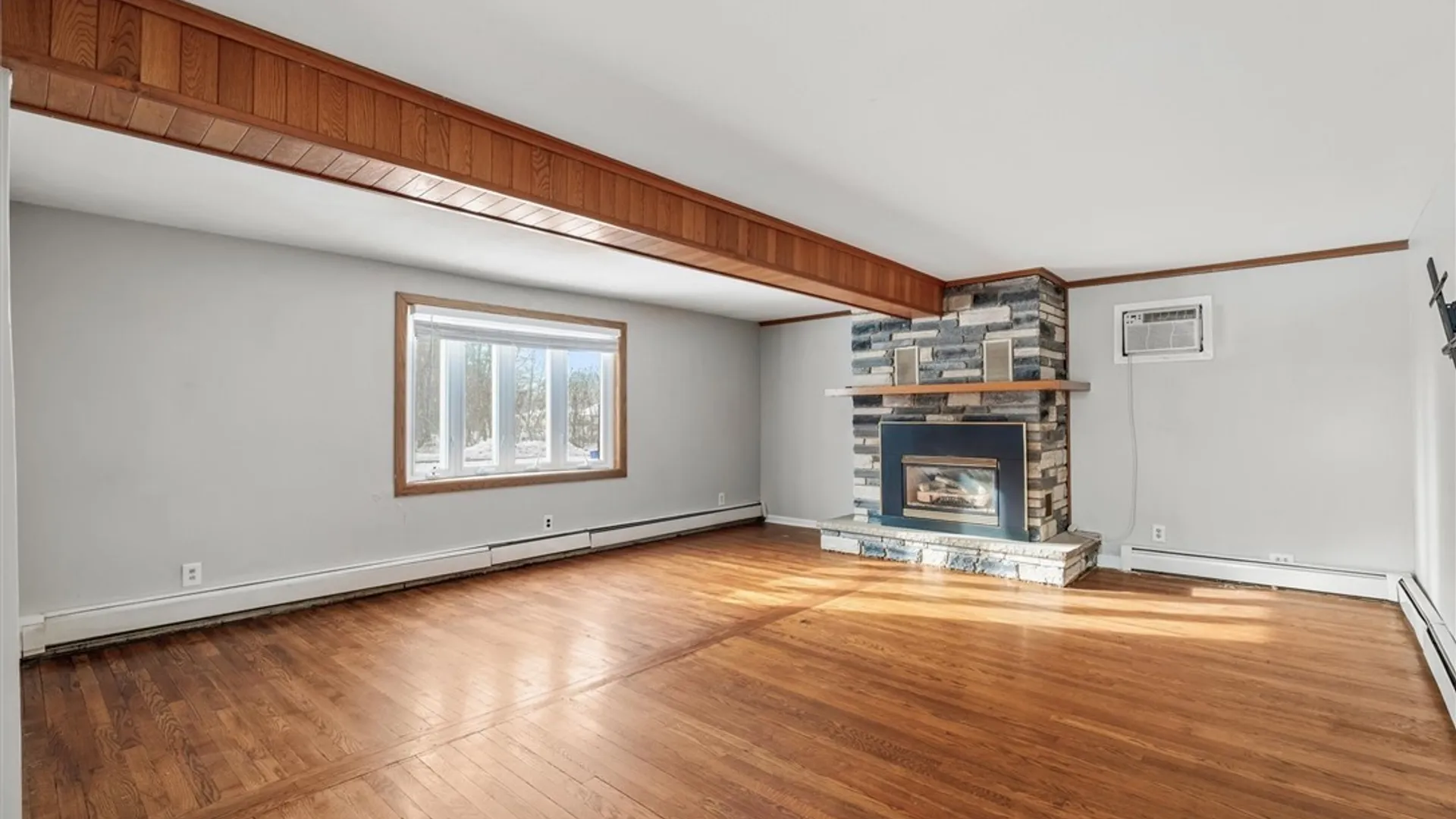Property at 4101 Elmcrest Road, Clay, NY 13090 13