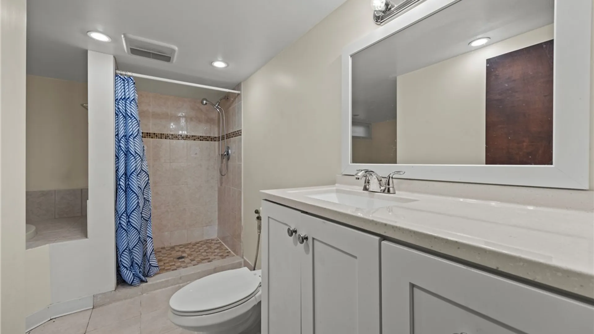 Property at 80 Capen Boulevard, Amherst, NY 14226 17