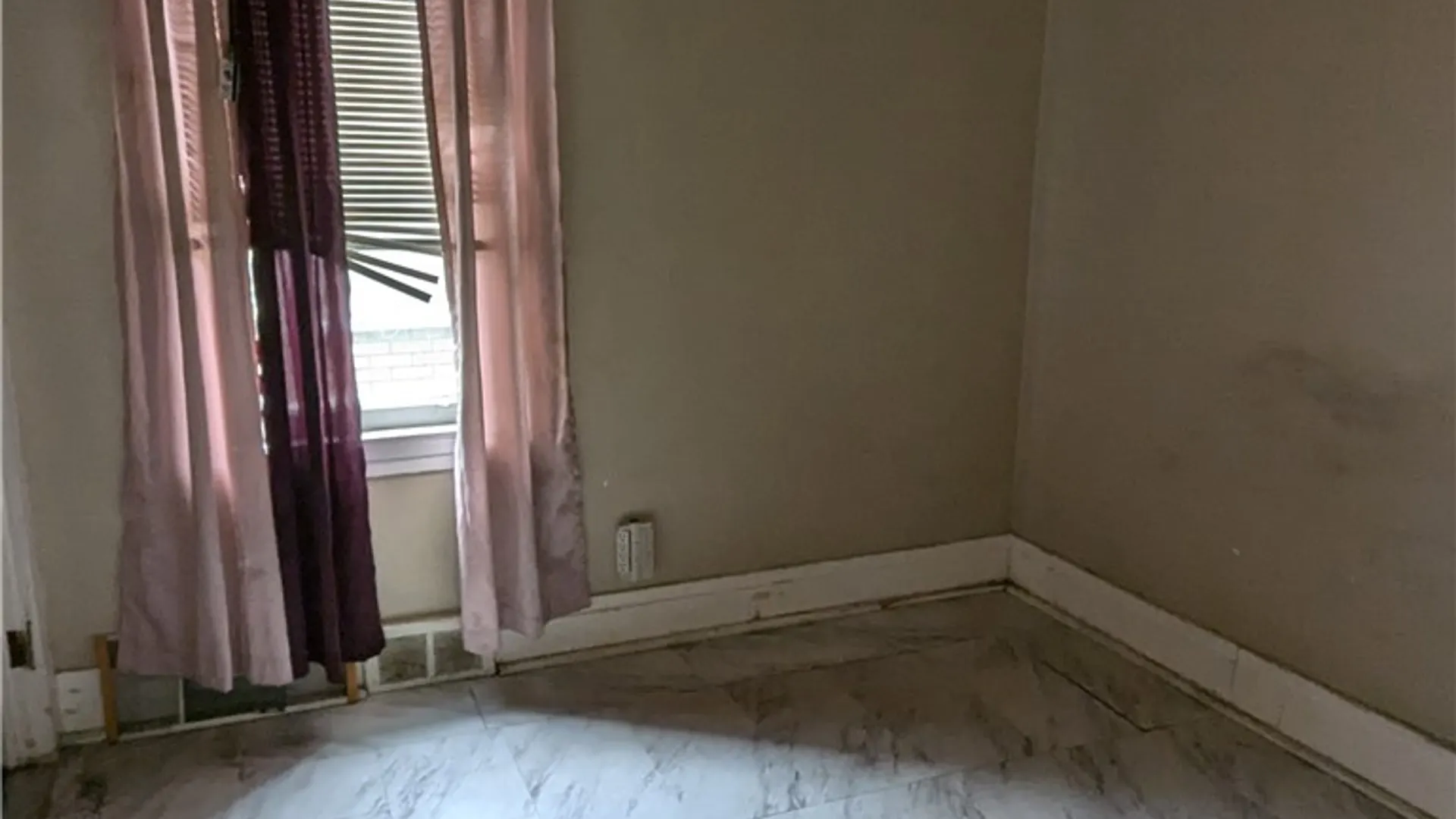 Property at 1706 Niagara Street, Niagara Falls, NY 14303 4