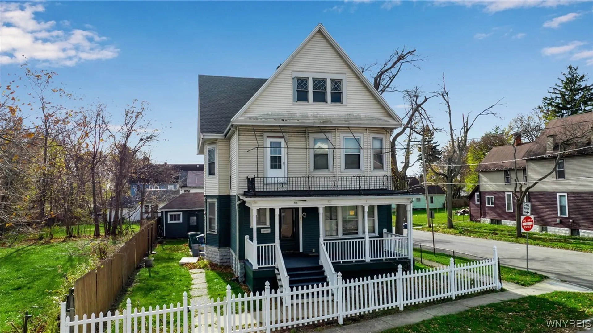 Property at 301 North Street, Buffalo, NY 14204 12