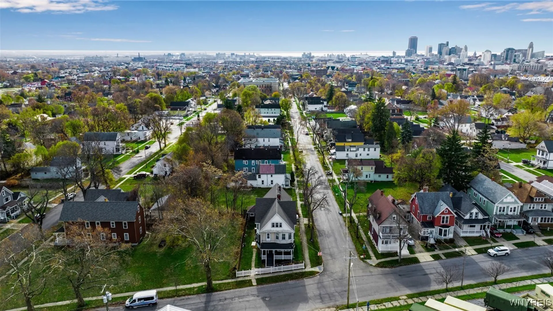 Property at 301 North Street, Buffalo, NY 14204 15