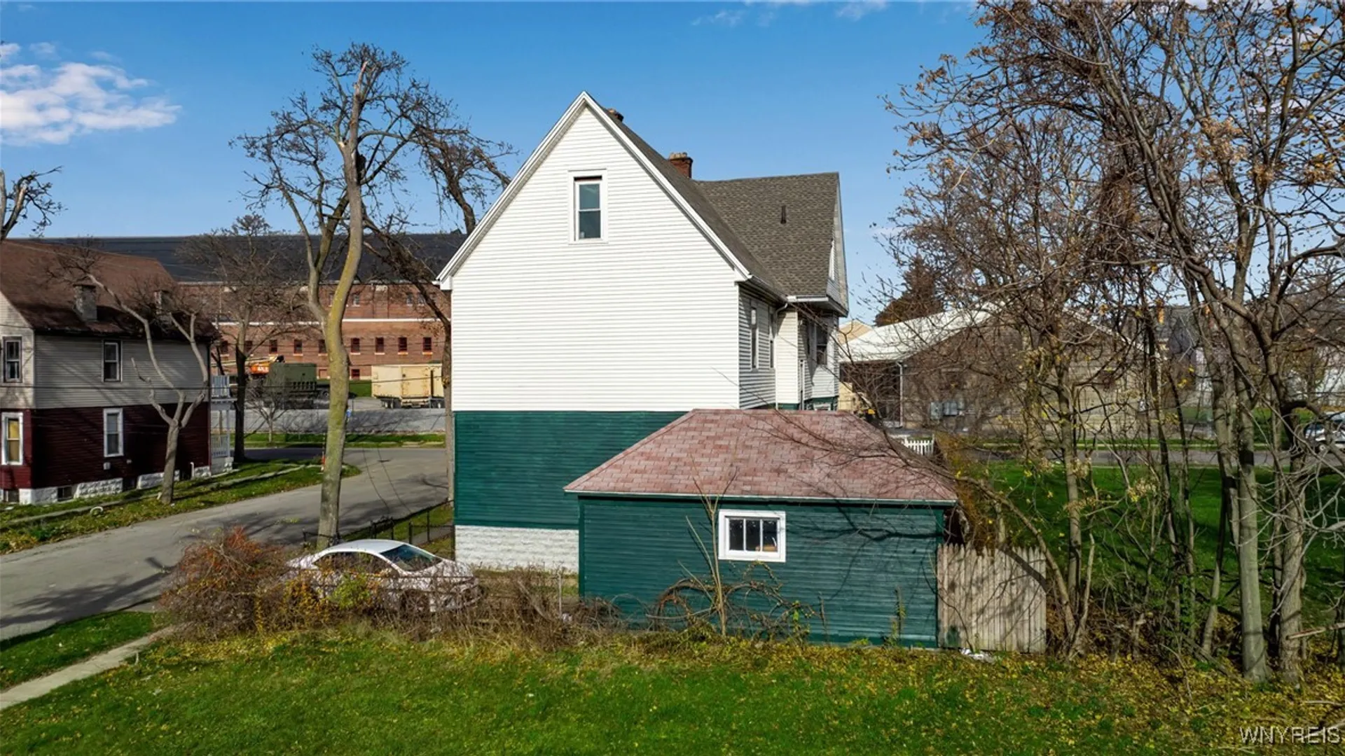 Property at 301 North Street, Buffalo, NY 14204 7
