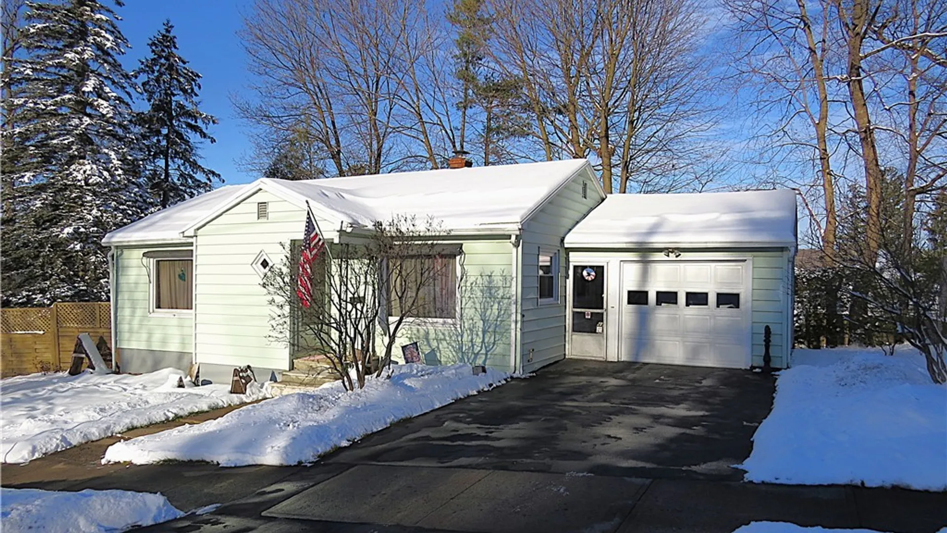 Property at 33 Highland Avenue, German Flatts, NY 13357 2