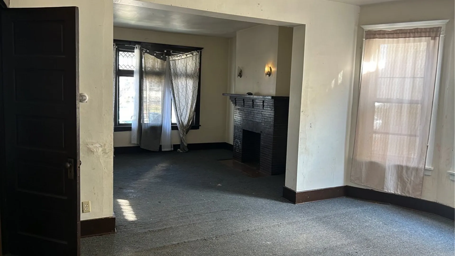 Property at 479 Abbott Road, Buffalo, NY 14220 4