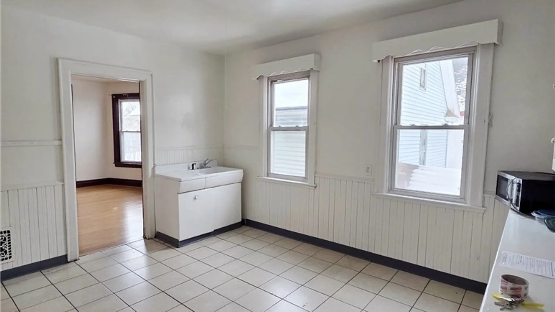 Property at 171 Landon Street, Buffalo, NY 14208 5