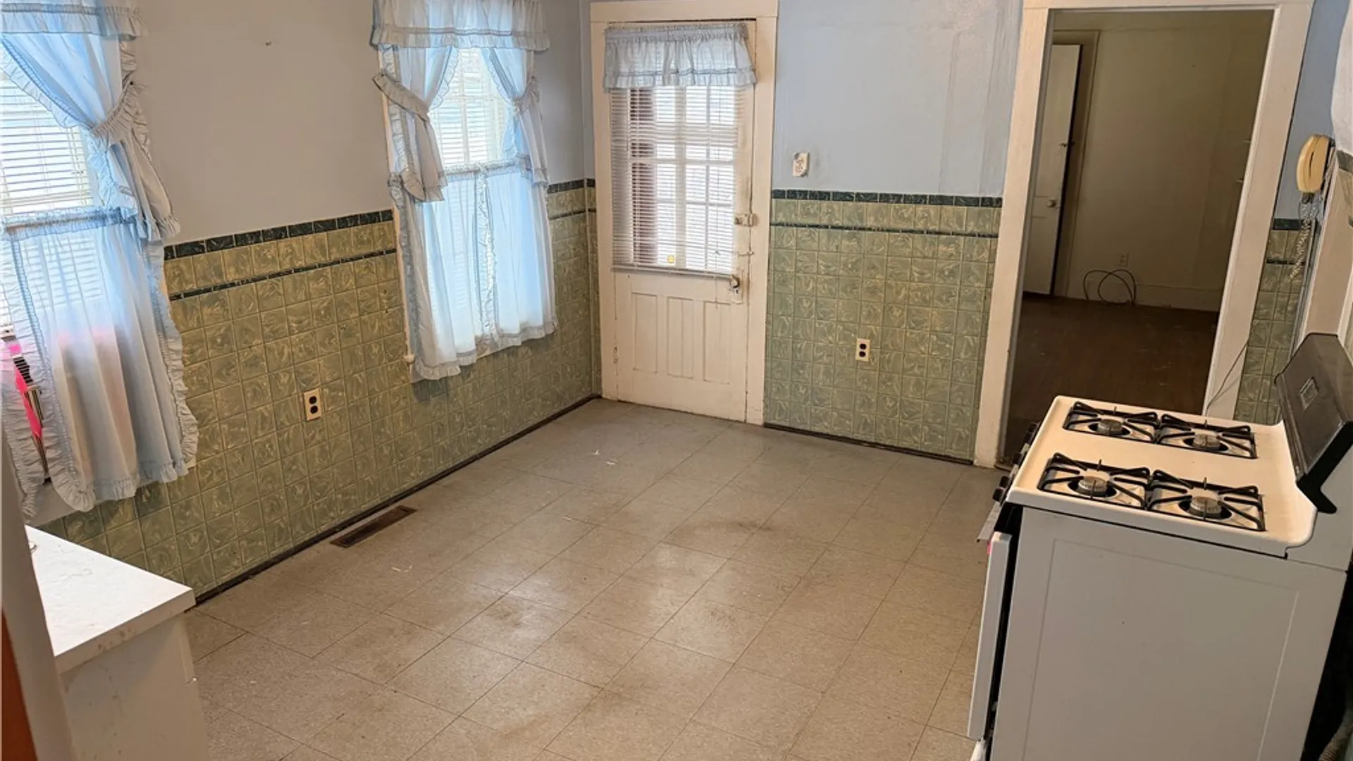 Property at 418 Roberts Street, Rome, NY 13440 5