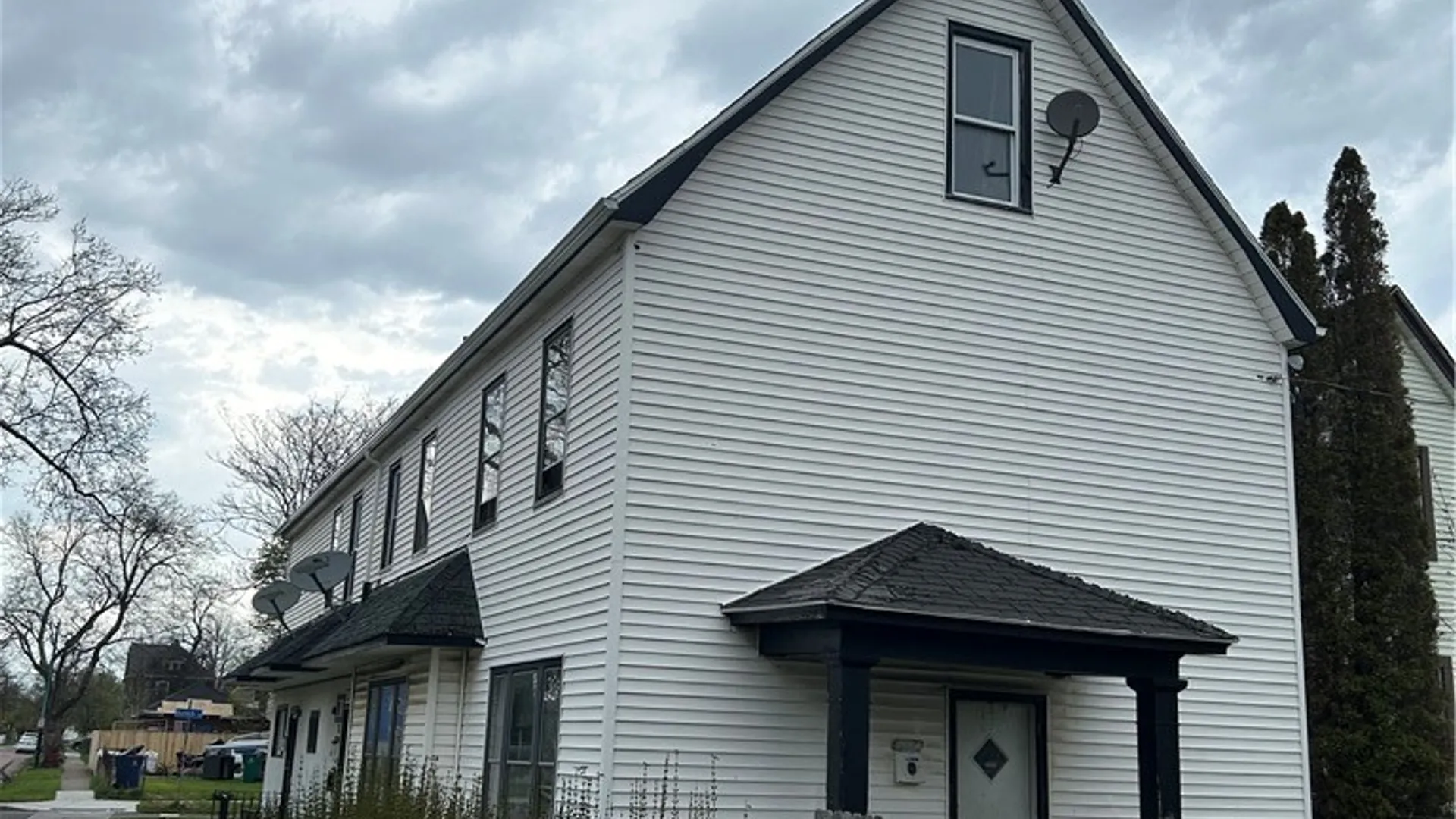 Property at 3 Hurlock Avenue, Buffalo, NY 14211 2