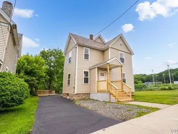 Property at 21 Frederick Street, German Flatts, NY 13357
