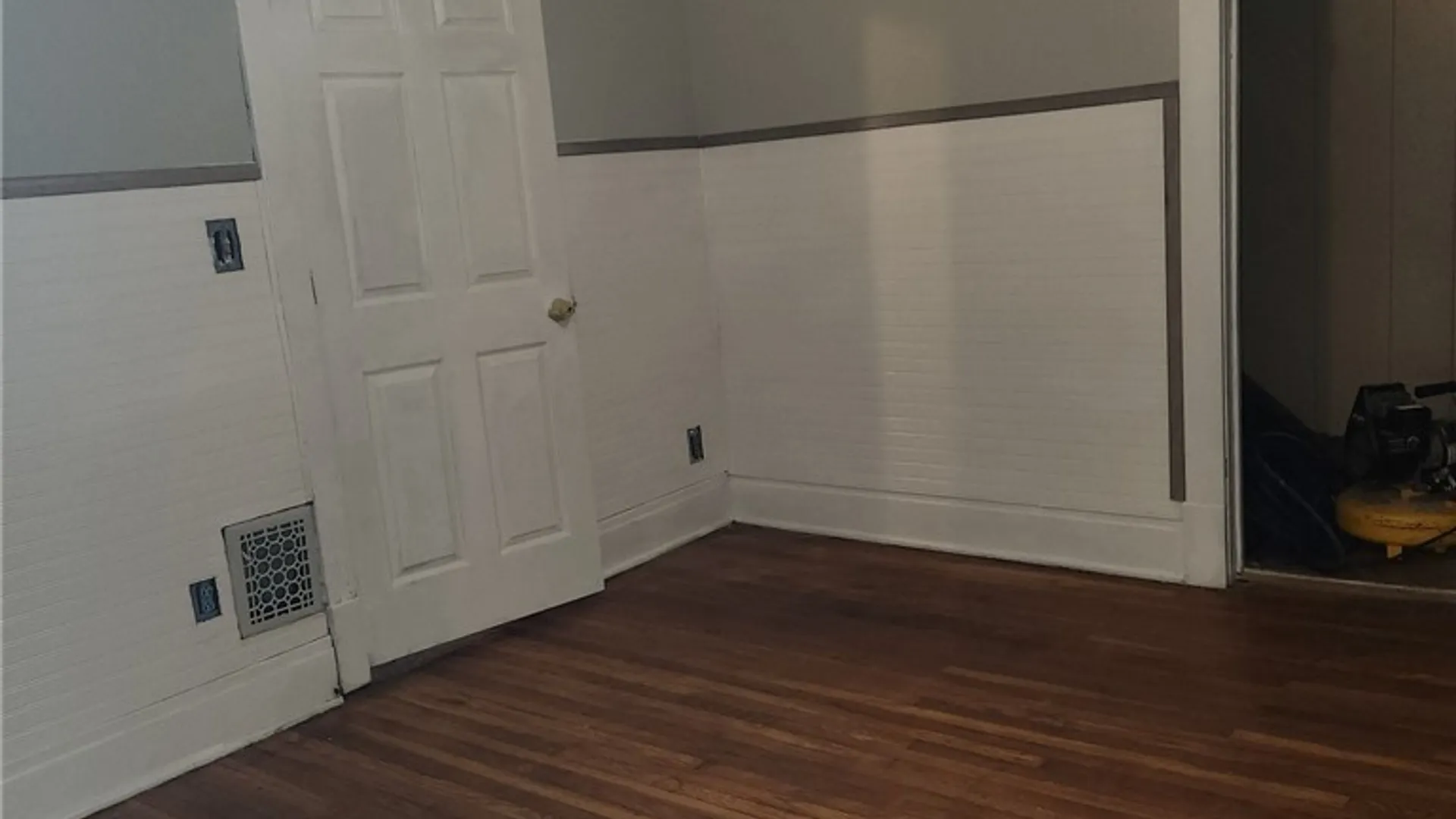 Property at 424 Lasalle Avenue, Buffalo, NY 14215 10