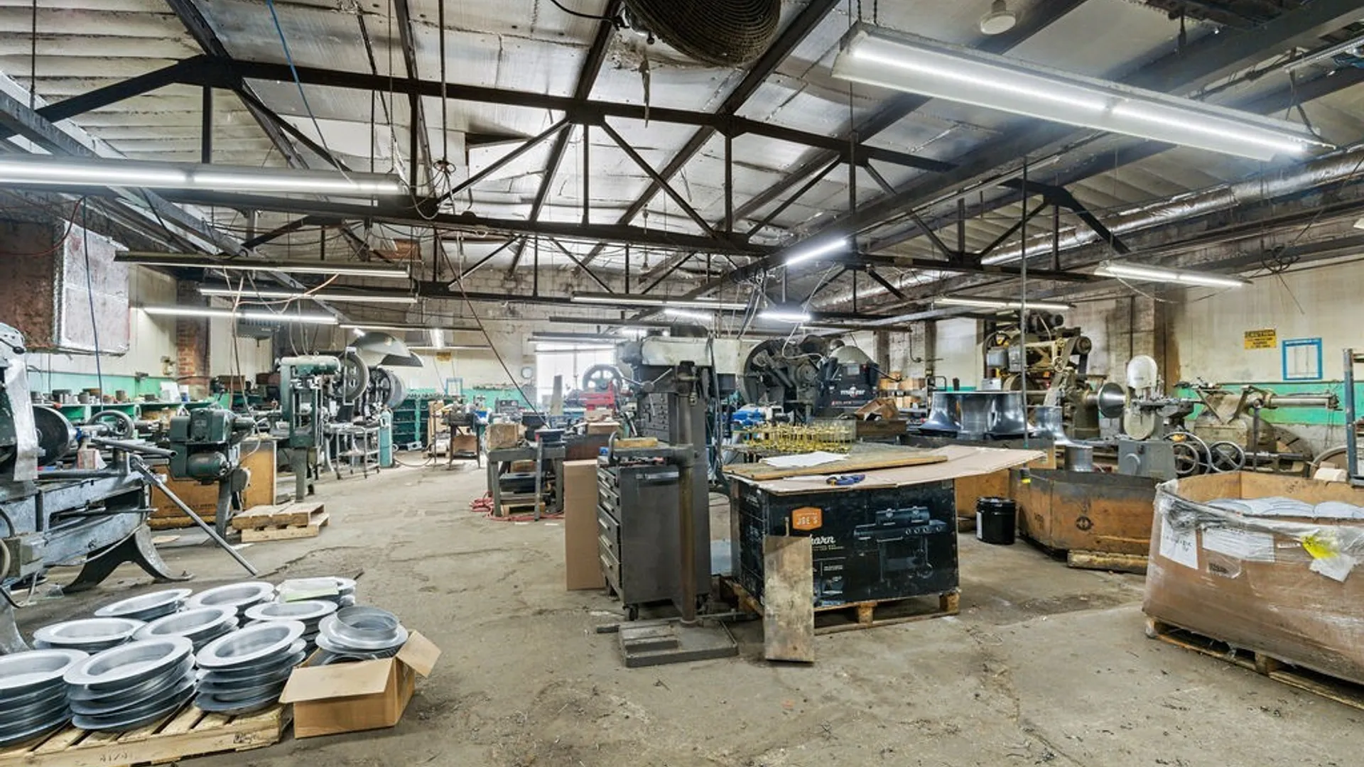 Property at 906 Burnet Avenue, Syracuse, NY 13203 8