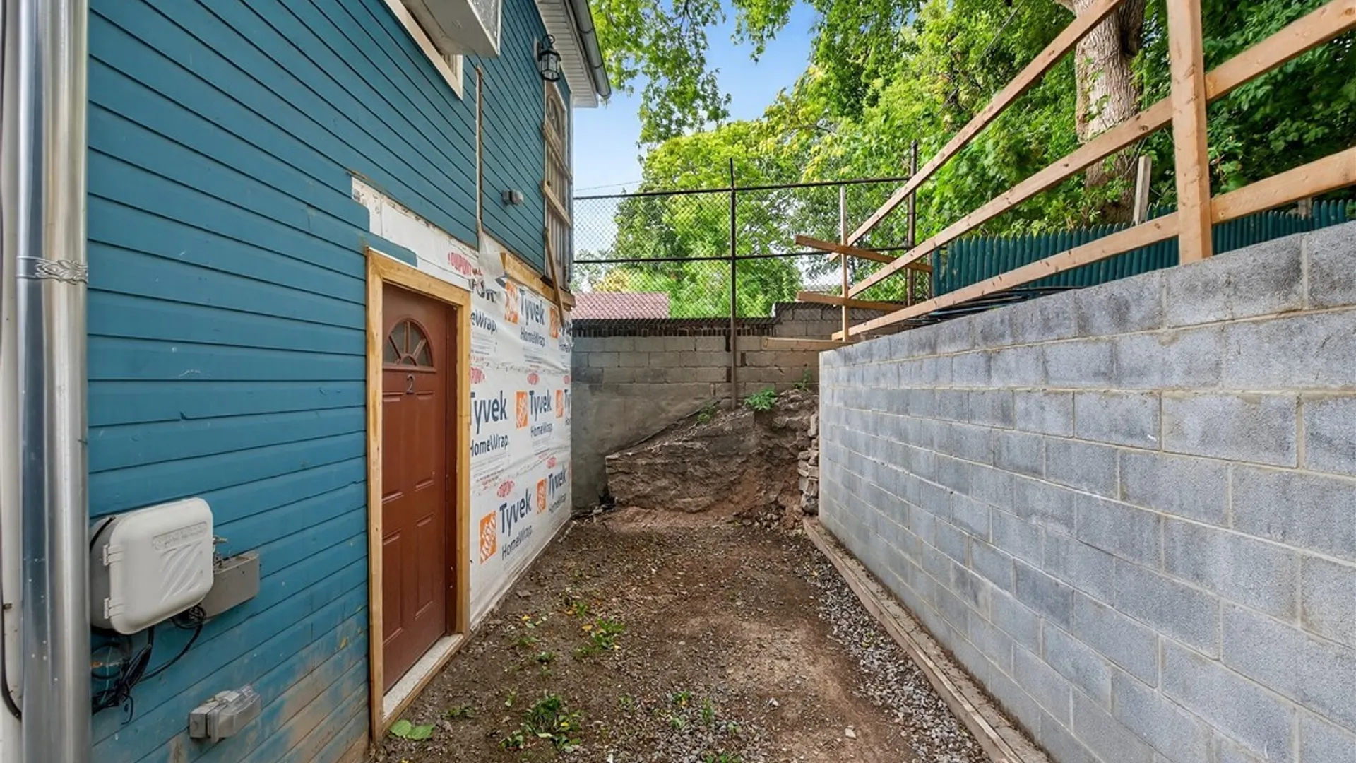 Property at 914 Salina Street, Syracuse, NY 13208 14